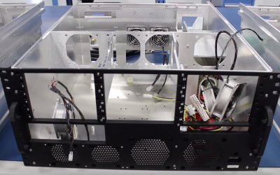 ¿Cómo es por dentro un chasis 5U?