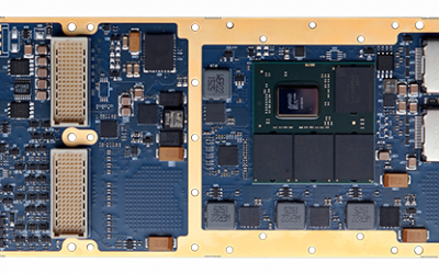 XMC-E9171-VO para uso en aplicaciones críticas de seguridad con soporte para cinco salidas 4K y controladores RTOS